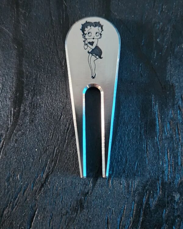 Custom Engraved Divot Tool